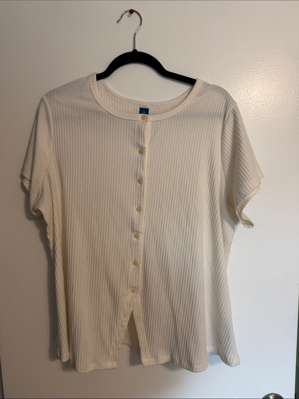 Old Navy Cream Ribbed Button-Front Top